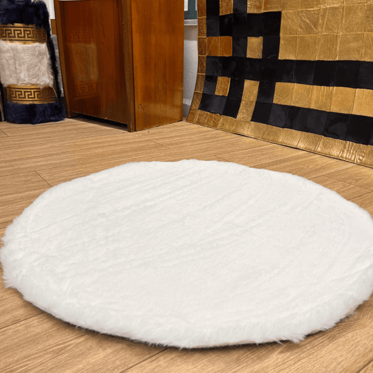 Beyaz Yuvarlak Peluş Halı - Sancak Deri Halı
